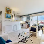 1 Bedroom Stunning Apartment In Royan *