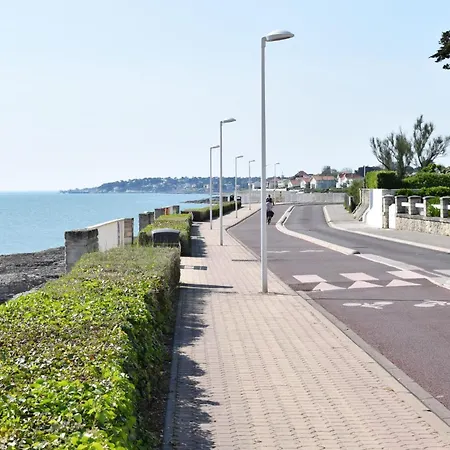 1 Bedroom Stunning In Royan